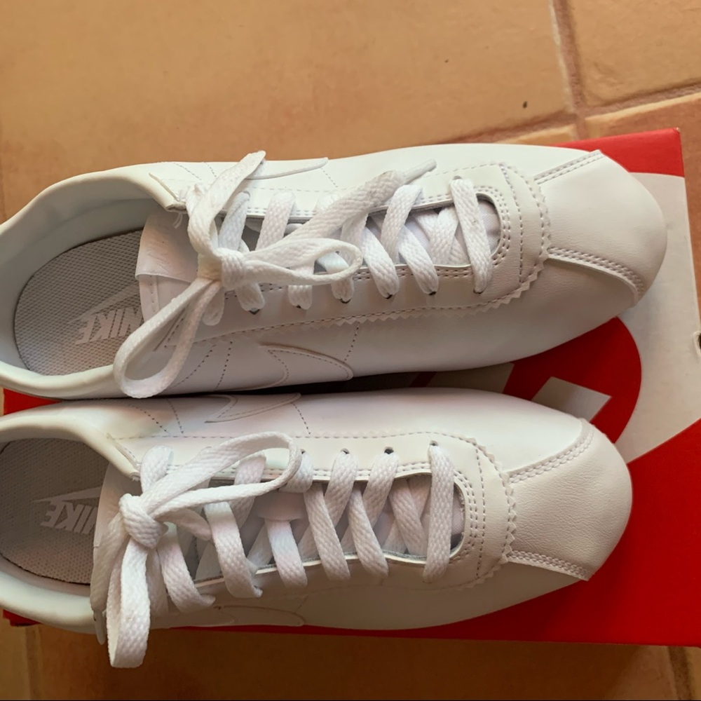 Nike Cortez Leather. Size 11